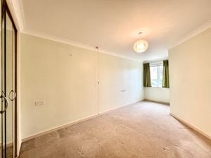 Bedroom- click for photo gallery